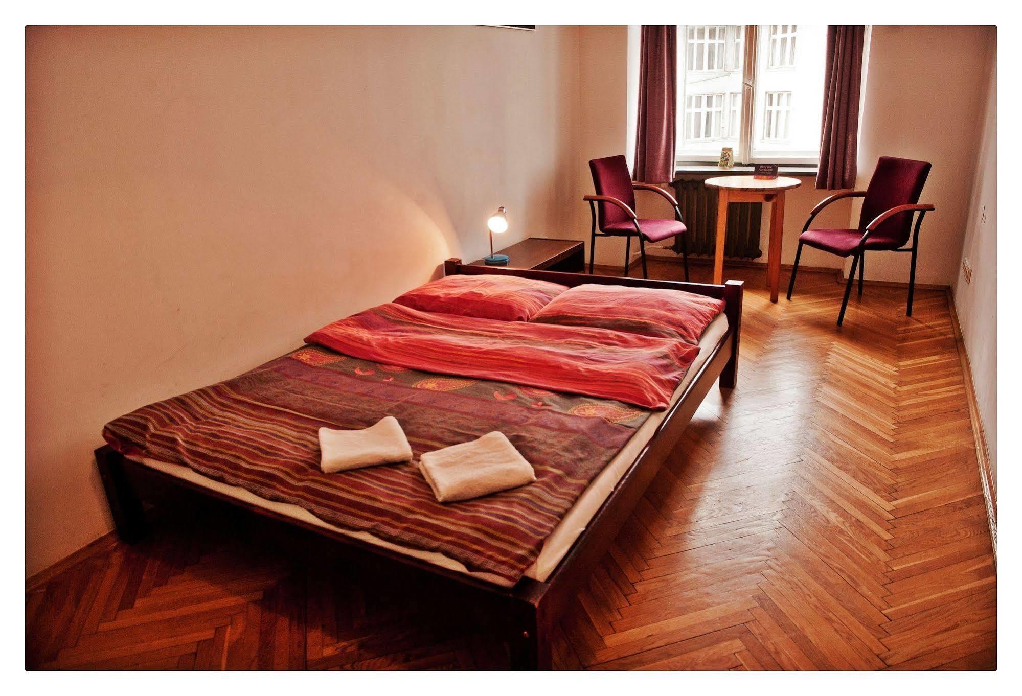 Hostel Bemma - Ozonowane Pokoje 弗罗茨瓦夫 外观 照片