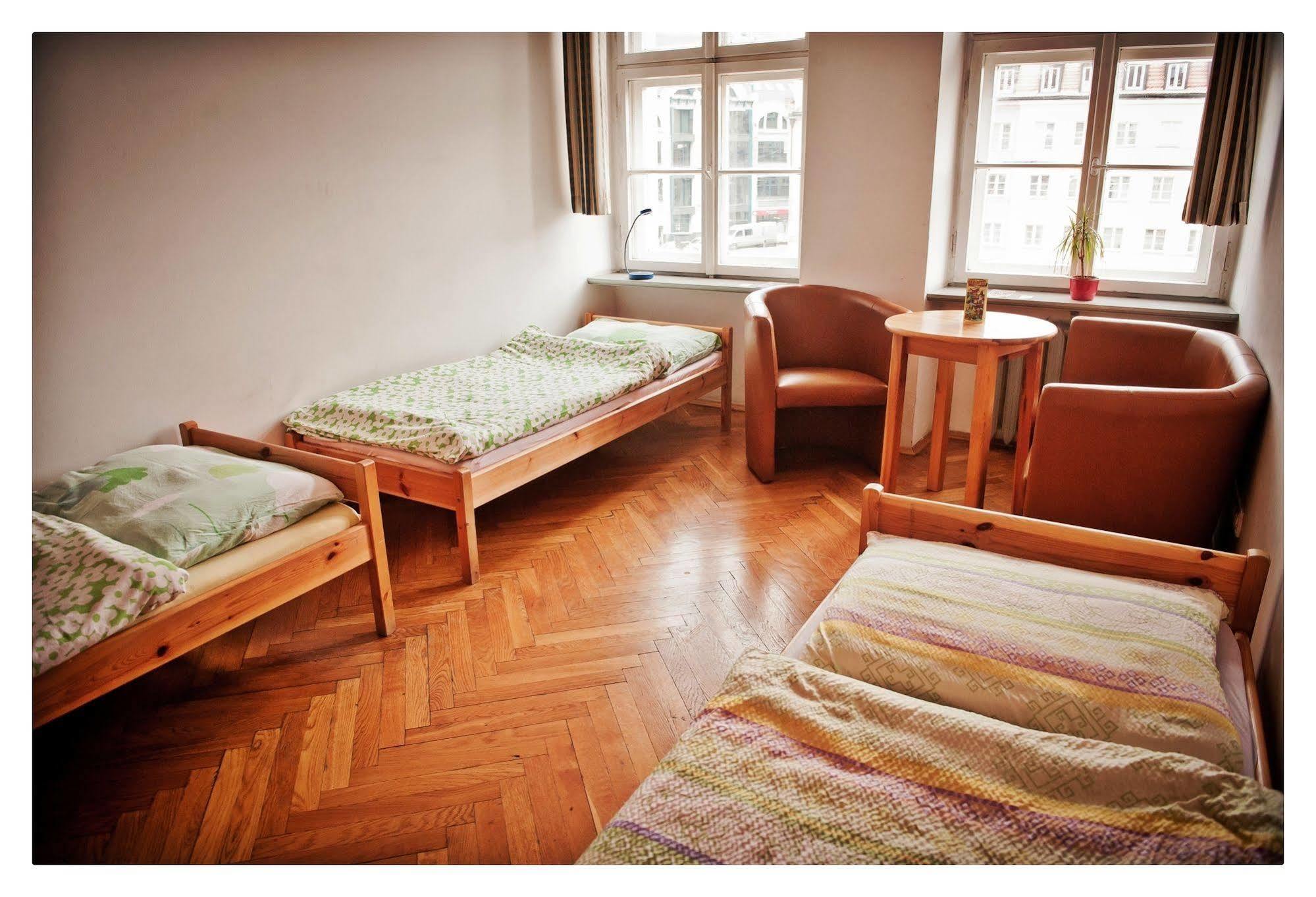 Hostel Bemma - Ozonowane Pokoje 弗罗茨瓦夫 外观 照片