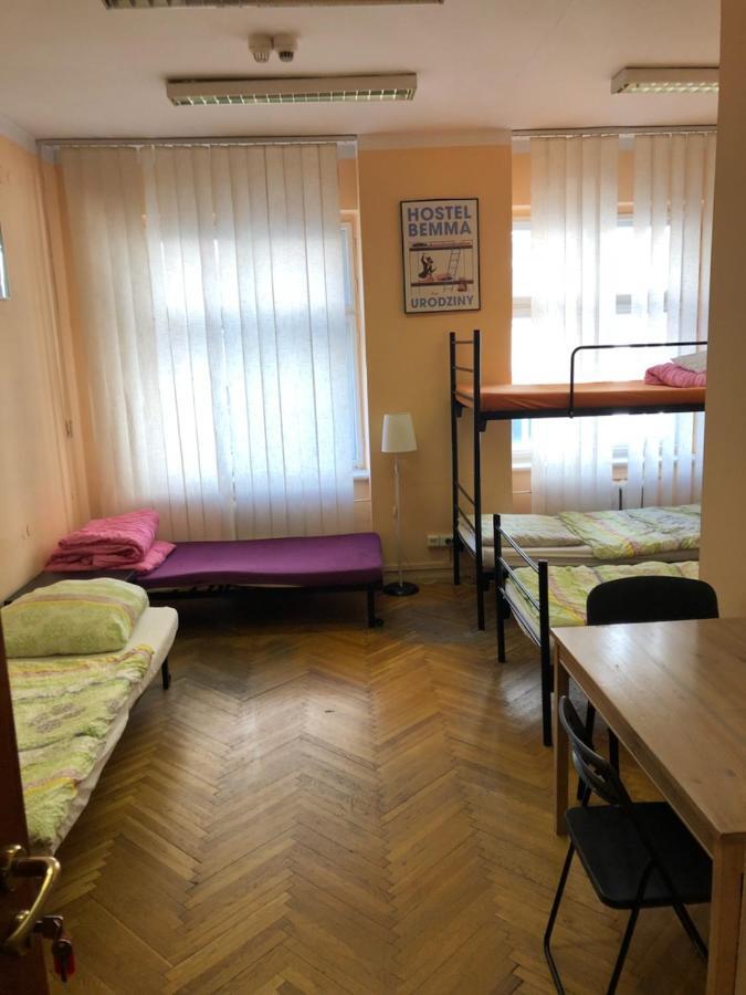Hostel Bemma - Ozonowane Pokoje 弗罗茨瓦夫 外观 照片